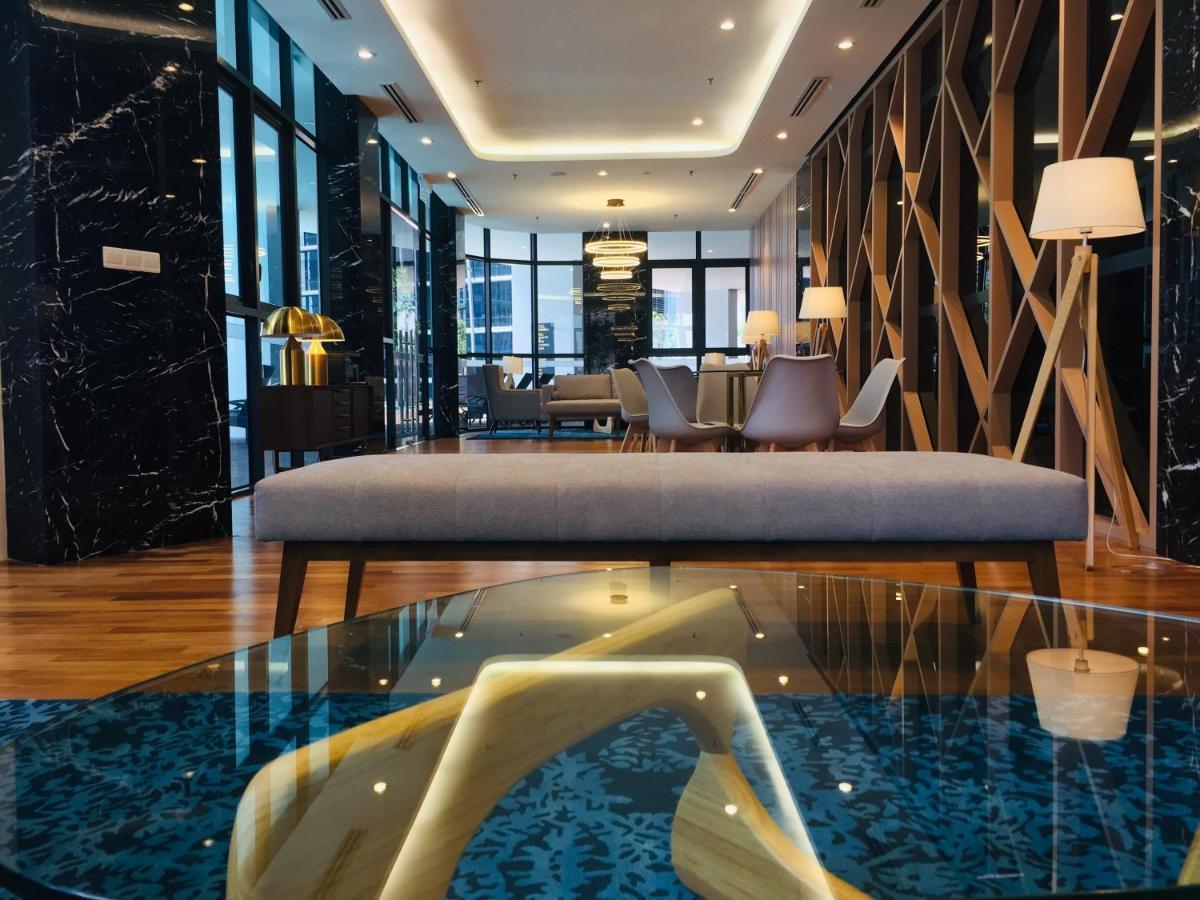 Klgateway Premium Residence Mid Valley Kuala Lumpur Esterno foto