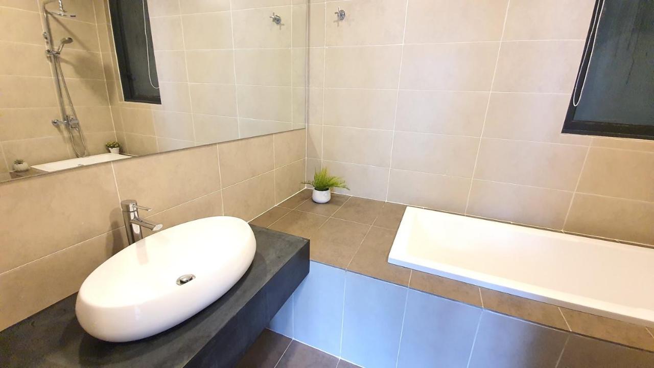 Klgateway Premium Residence Mid Valley Kuala Lumpur Esterno foto