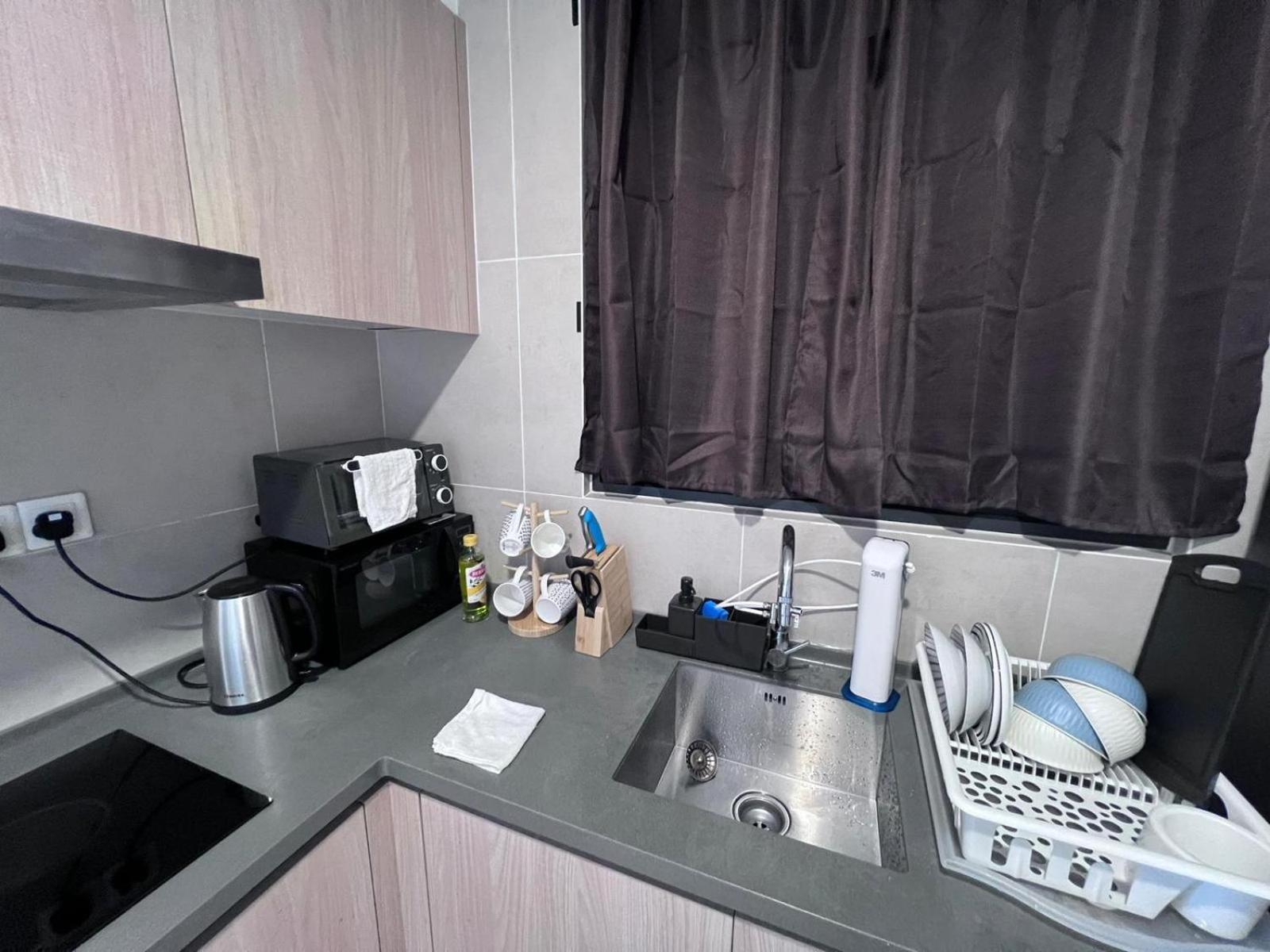 Klgateway Premium Residence Mid Valley Kuala Lumpur Esterno foto